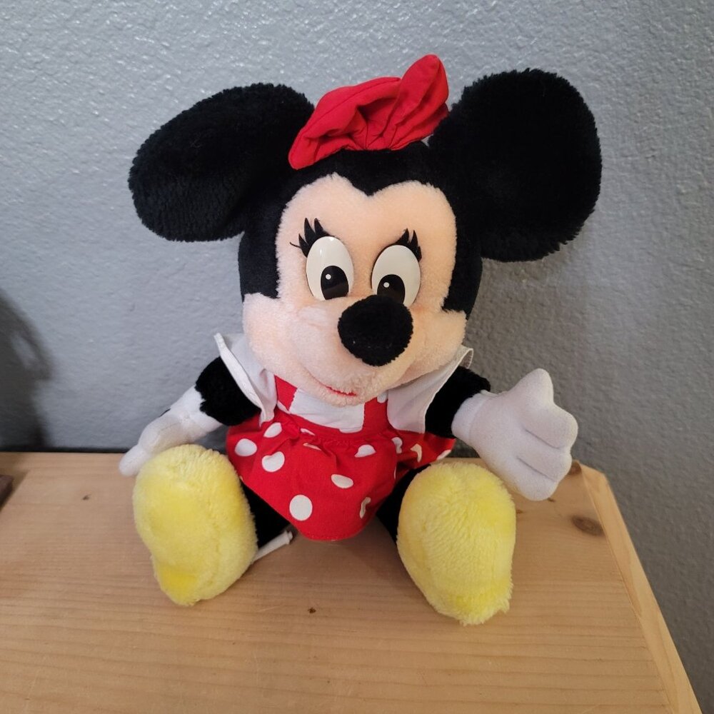 Disneyland Walt Disney World Minnie Mouse Plush‎ Toy 8"